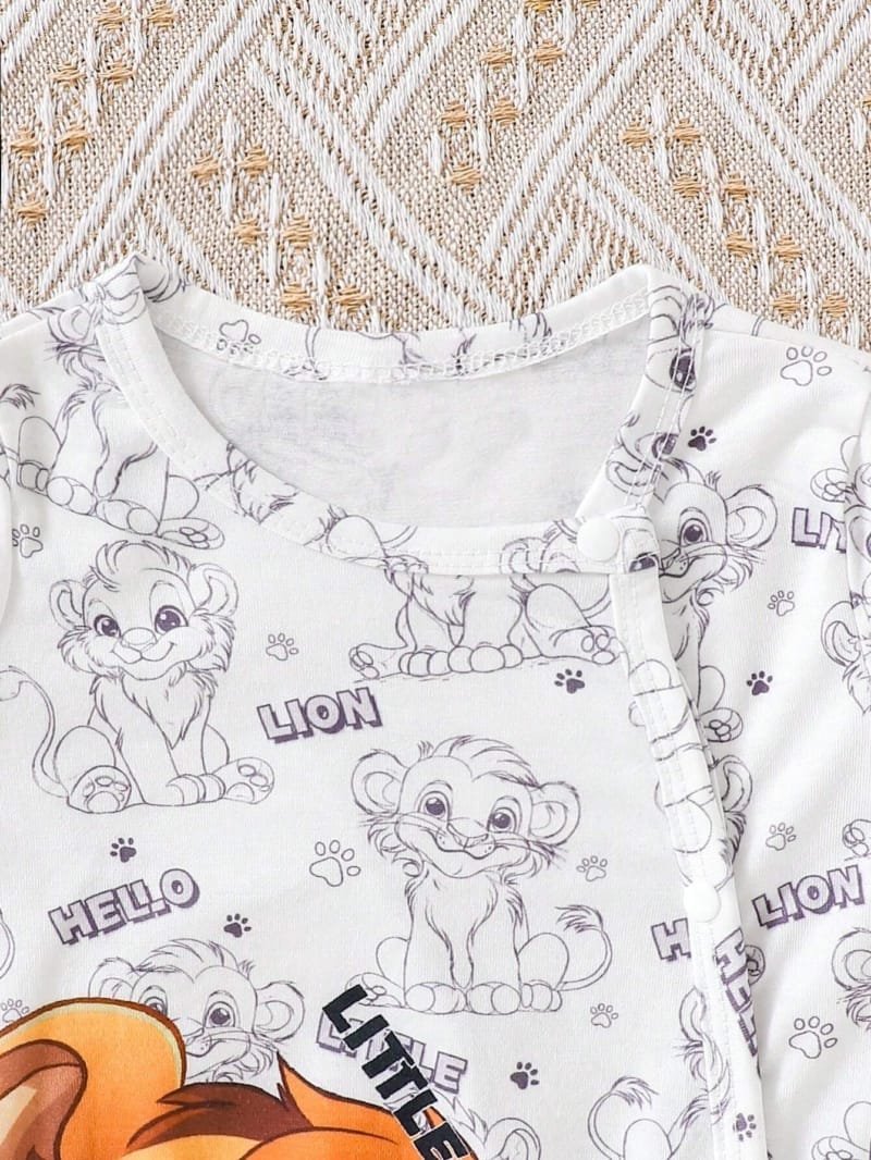 Pijama blanco con diseño de león para bebé niño