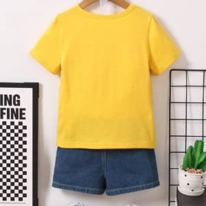 Playera Amarillo para niño con estampado de cara sonriente