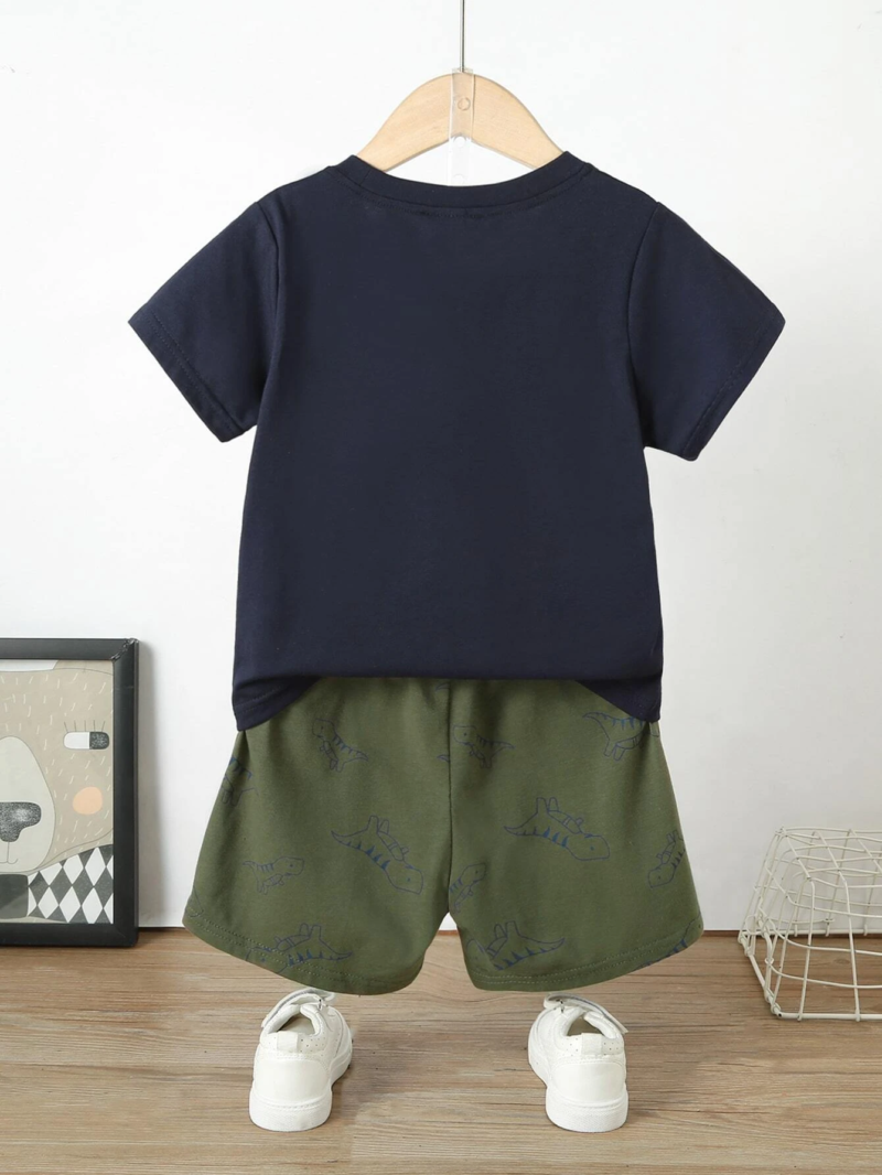 Conjunto Azul Marino de Camiseta Dinosaurio y Shorts para Niño