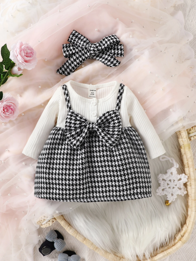 Vestido blanco y negro con moño y banda incluida