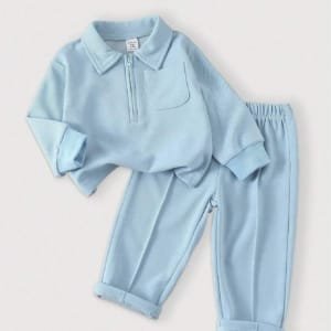 Conjunto azul bebé con cremallera y pantalón largo