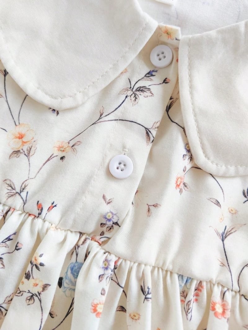 Vestido floral multicolor sin mangas para bebé niña
