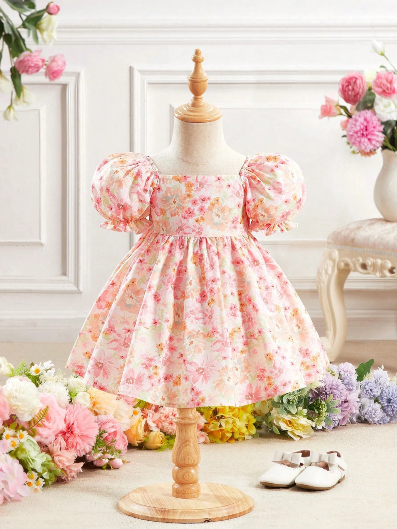 Vestido floral multicolor con mangas farol