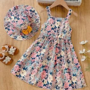Vestido floral multicolor con sombrero