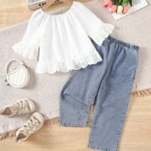 Conjunto blanco con jeans azul claro para bebé niña