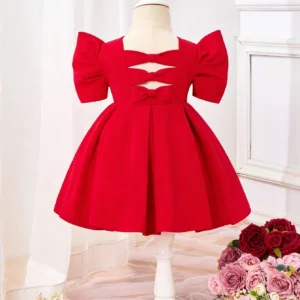 Vestido rojo manga corta con moño elegante
