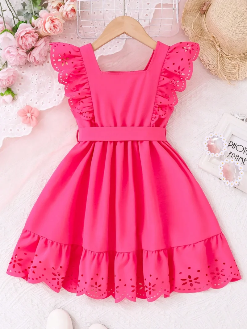 Vestido fucsia niña con mangas cortas y lazo elegante