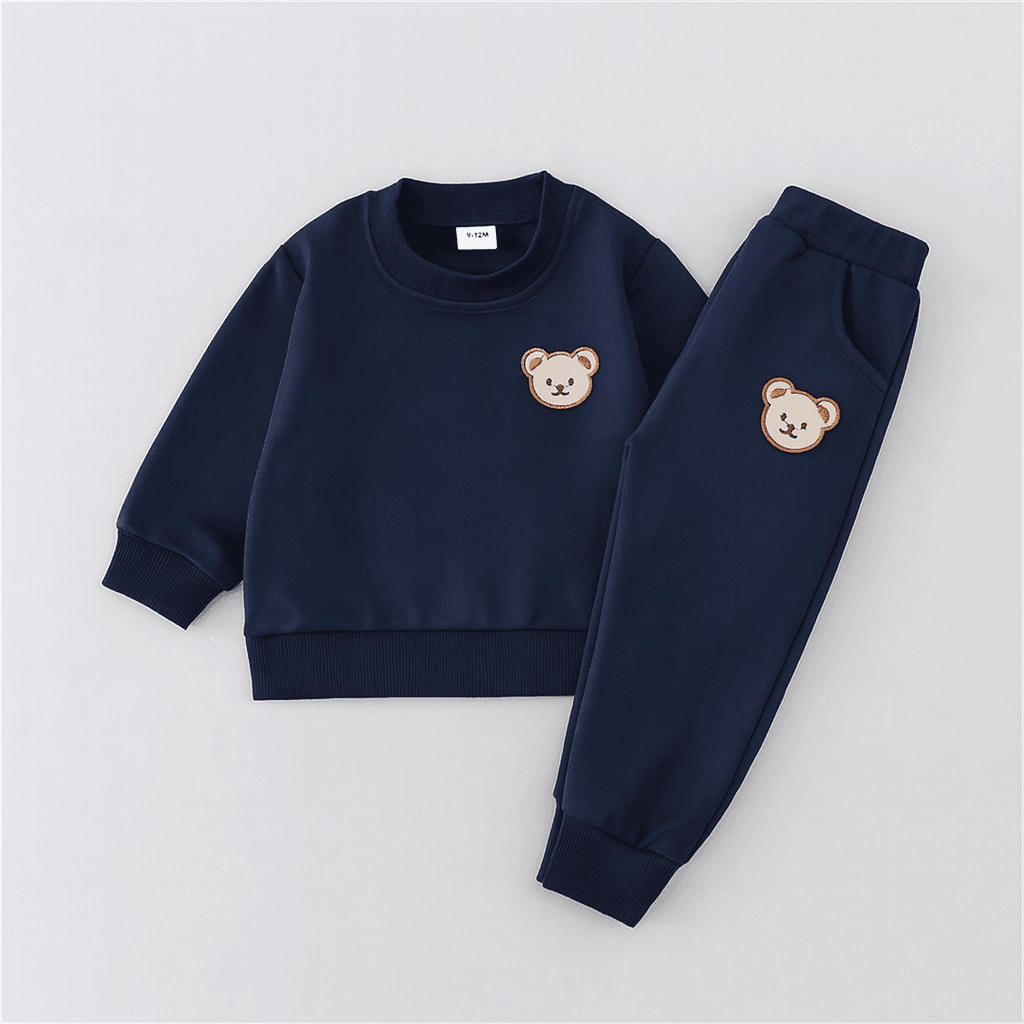 Conjunto azul marino con estampado de oso dulce de dos piezas