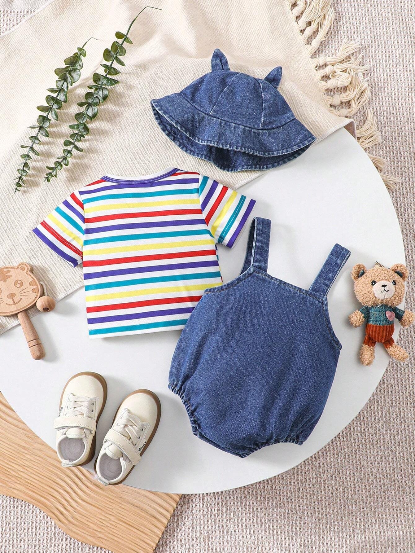 Conjunto azul dulce con mameluco mezclilla y camiseta rayas