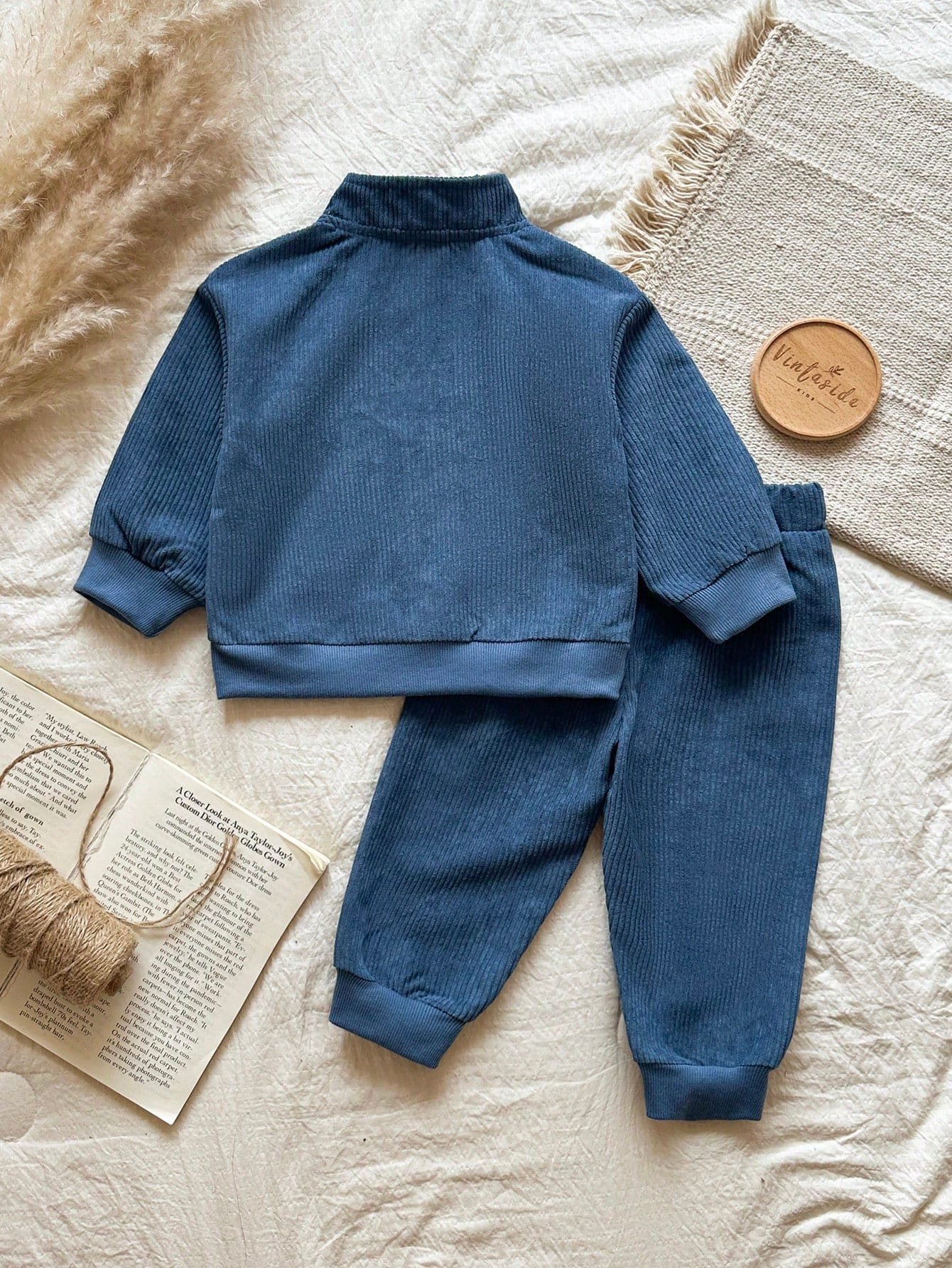 Conjunto azul liso casual con botones