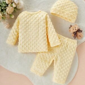 Conjunto térmico amarillo bebé tres piezas suave