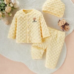 Conjunto térmico amarillo bebé tres piezas suave