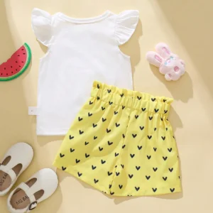 Conjunto amarillo dulce con estampado de gato