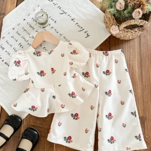 Conjunto beige floral manga farol